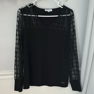 Nine West travel friendly blouse